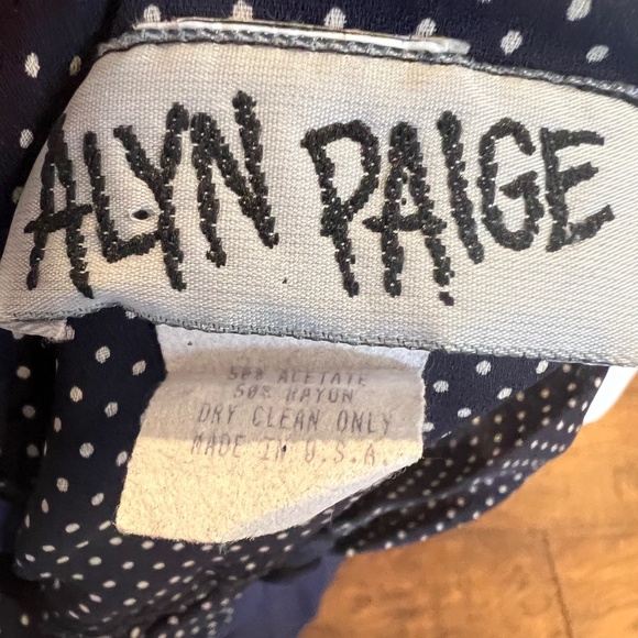 Alyn Paige Navy Romper - Picture 11 of 11